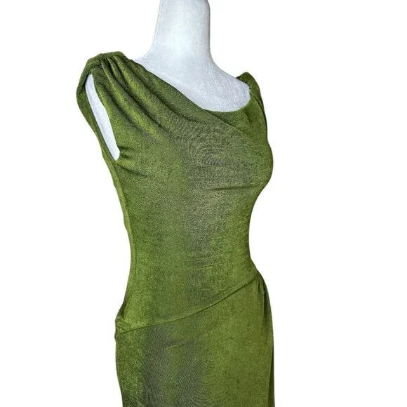 khanums green dress KESCA DRESS- KHANUMS – Rent My Dress main image 0